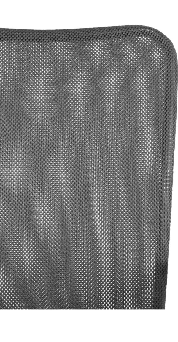 black seat [cite: 240]