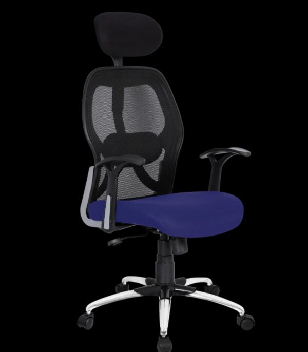  High-back ergonomic headrest design [cite: 235]