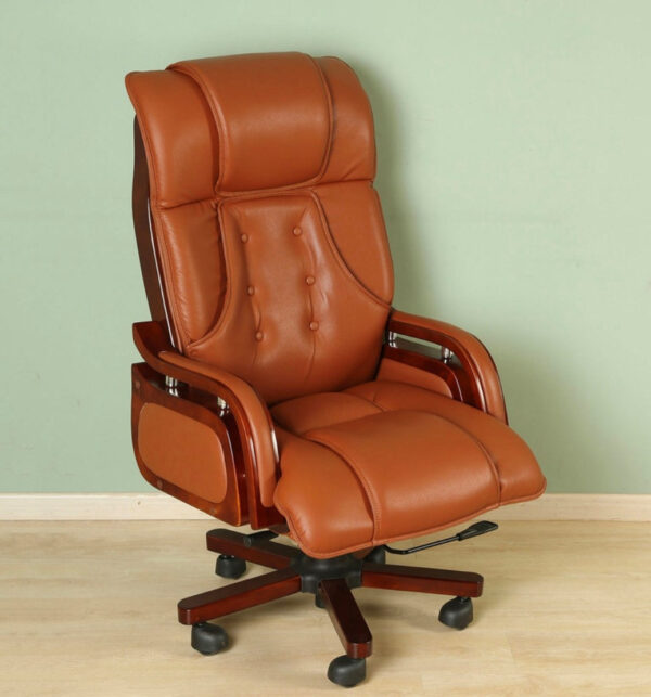  Tan executive recliner chair [cite: 40
