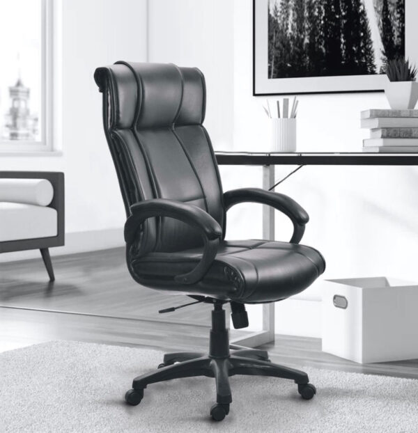  Black plush office chair [cite: 44