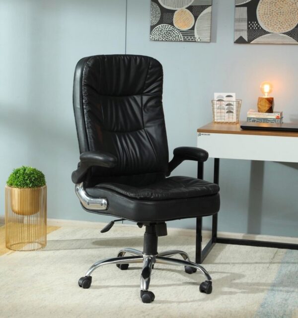  Black plush office chair (v2) [cite: 134]