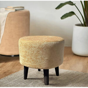  Dark wooden legs support [cite: 204]