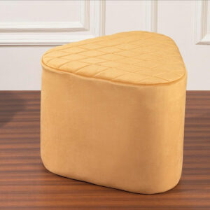 Peach velvet triangle puffy [cite: 75